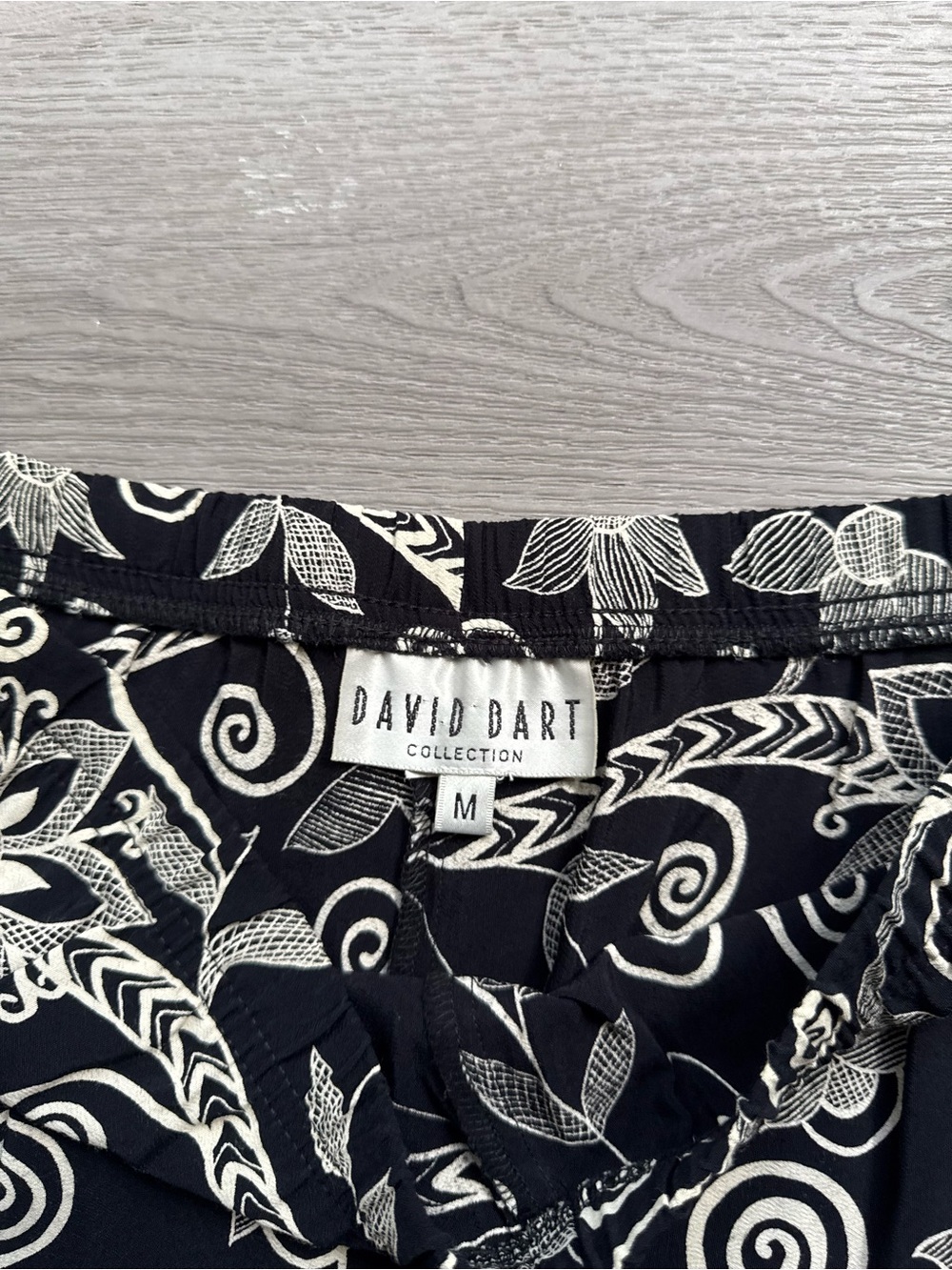David Dart Floral Print Shorts - Picture 2 of 2